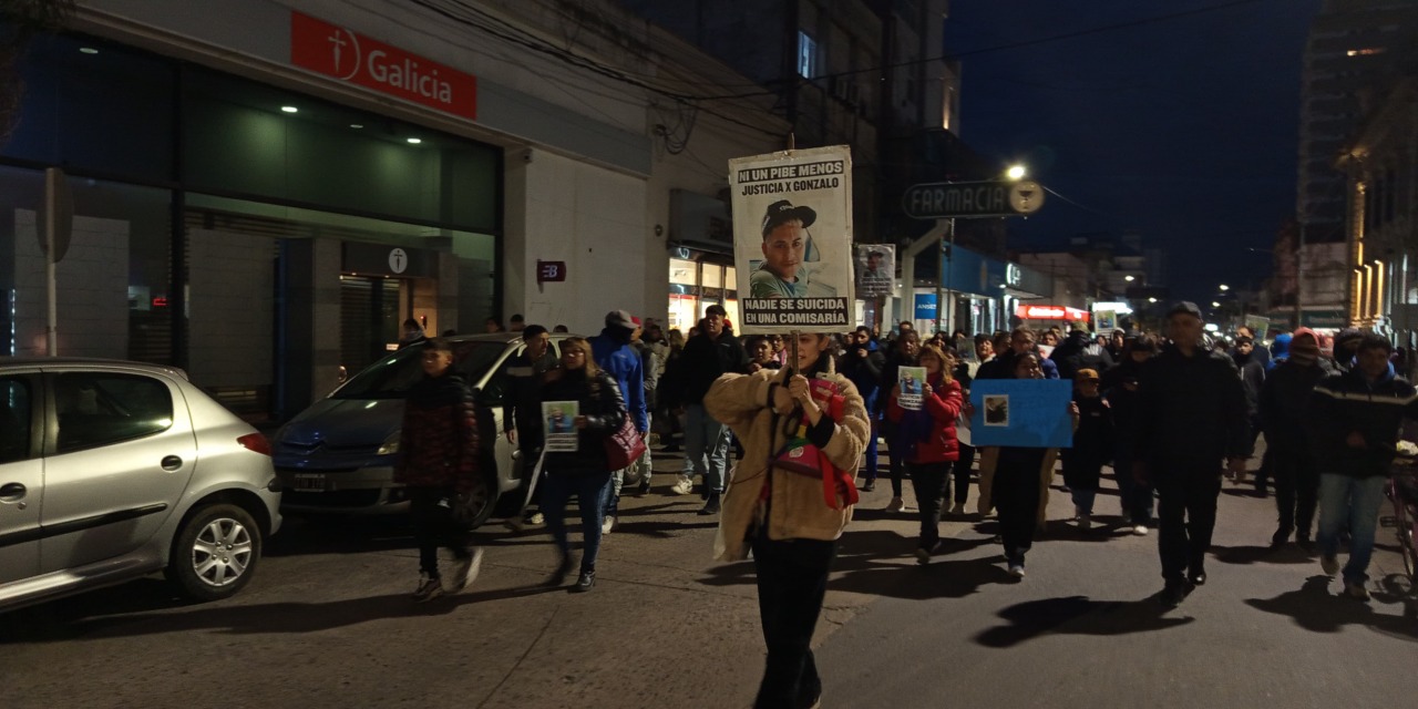 La muerte en la comisara despert un fuerte reclamo